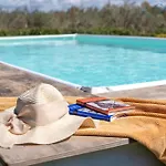 Clicksardegna Dei Limoni With Pool Close To The Vila Fertilia