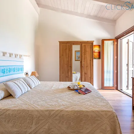 Clicksardegna Dei Limoni With Pool Close To The Villa