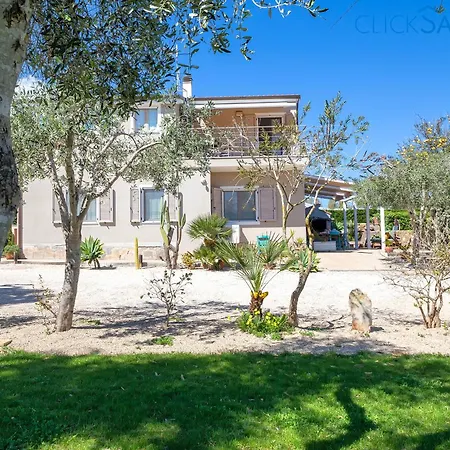 Villa Clicksardegna Dei Limoni With Pool Close To The Fertilia