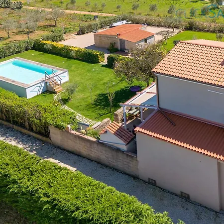 Clicksardegna Dei Limoni With Pool Close To The * Fertilia