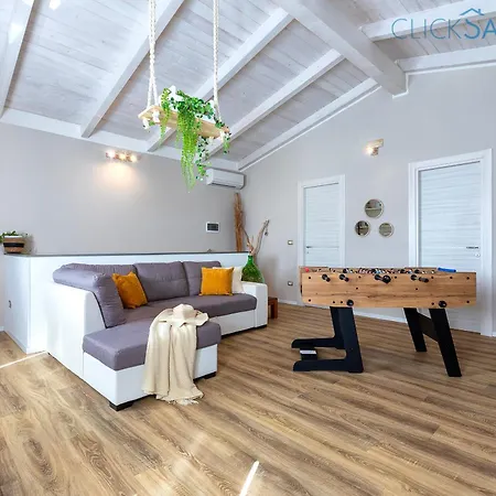 Clicksardegna Dei Limoni With Pool Close To The