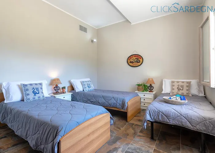 ヴィラ Clicksardegna Dei Limoni With Pool Close To The